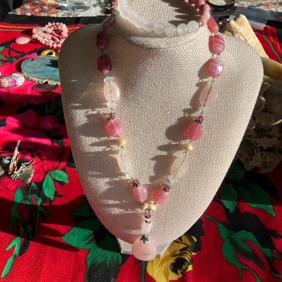 Pink Rose Quartz Pendant Necklace and Bracelet Set - Picture 10 of 16